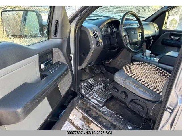 1FTPW14524FA20665 2004 FORD F-150 photo no. 4