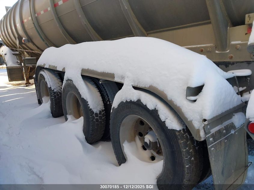 2014 Tremcar VIN: 2HPDFDHG4ET002626 Lot: 30070185