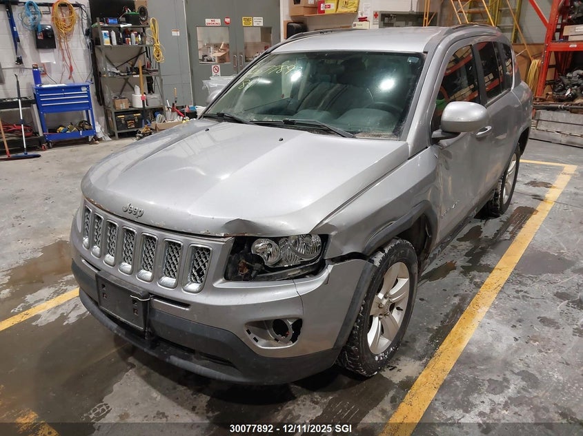 1C4NJDAB8FD101198 2015 JEEP COMPASS photo no. 2