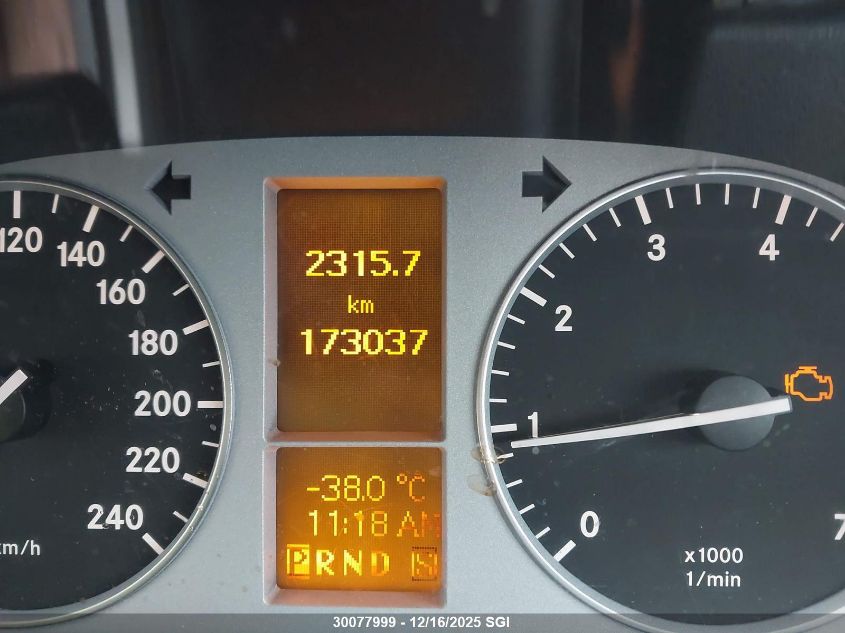 2011 Mercedes-Benz B200 VIN: WDDFH3DB4BJ635967 Lot: 30077999