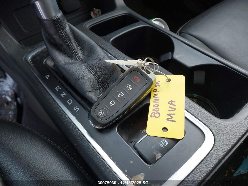 2017 Ford Escape Titanium VIN: 1FMCU9J96HUD69447 Lot: 30075930