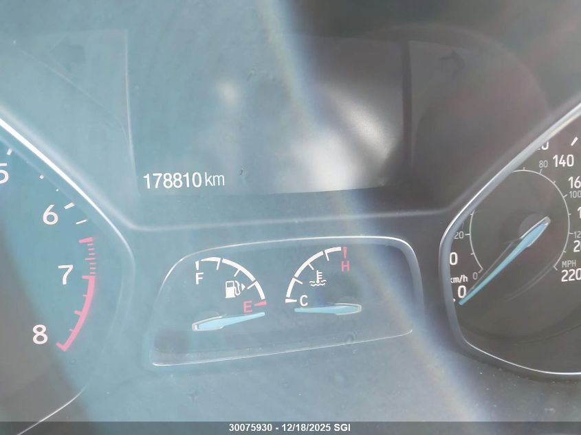 2017 Ford Escape Titanium VIN: 1FMCU9J96HUD69447 Lot: 30075930