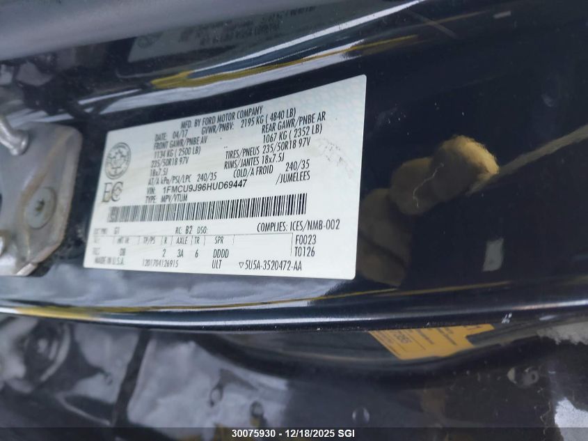 2017 Ford Escape Titanium VIN: 1FMCU9J96HUD69447 Lot: 30075930