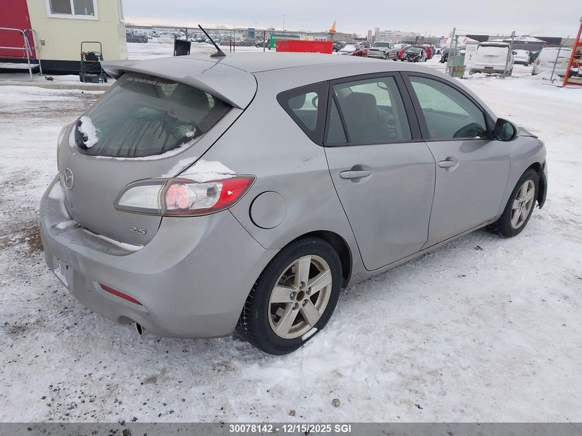 JM1BL1M59B1474487 2011 MAZDA 3 photo no. 4