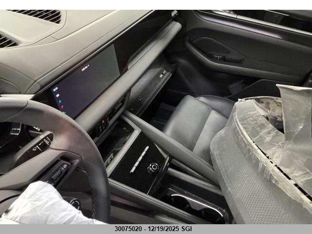 2024 Porsche Macan 4 VIN: WP1AA2XA1RL002567 Lot: 30075020