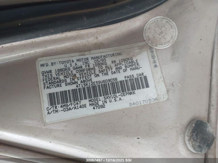 1995 Toyota Camry Le VIN: 4T1SK12E5SU609058 Lot: 30067497