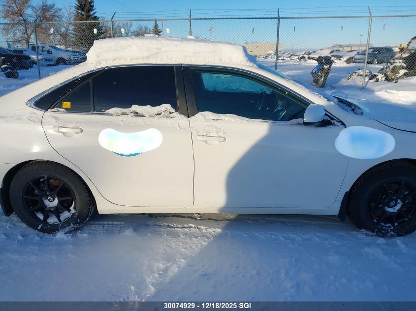 2015 Toyota Camry Le/Xle/Se/Xse VIN: 4T1BF1FK2FU075530 Lot: 30074929