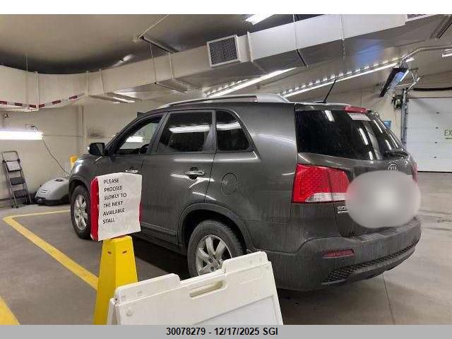 2013 Kia Sorento Lx VIN: 5XYKTCA63DG371061 Lot: 30078279