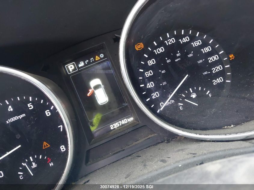 2017 Hyundai Santa Fe Se/Limited VIN: KM8SNDHF8HU243730 Lot: 30074928