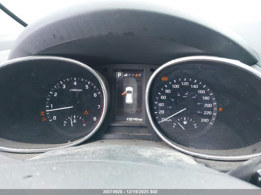 2017 Hyundai Santa Fe Se/Limited VIN: KM8SNDHF8HU243730 Lot: 30074928