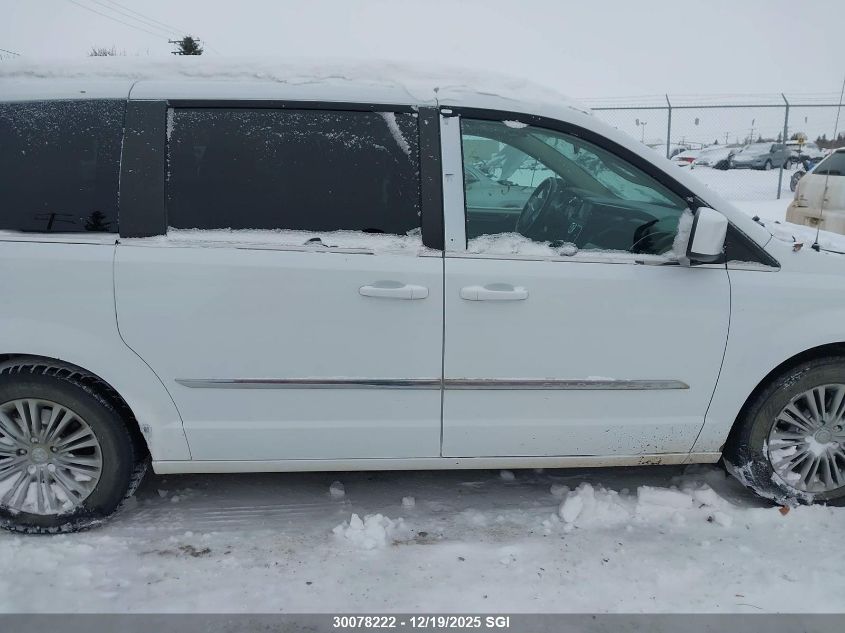 2015 Chrysler Town & Country Touring L VIN: 2C4RC1CG8FR501651 Lot: 30078222