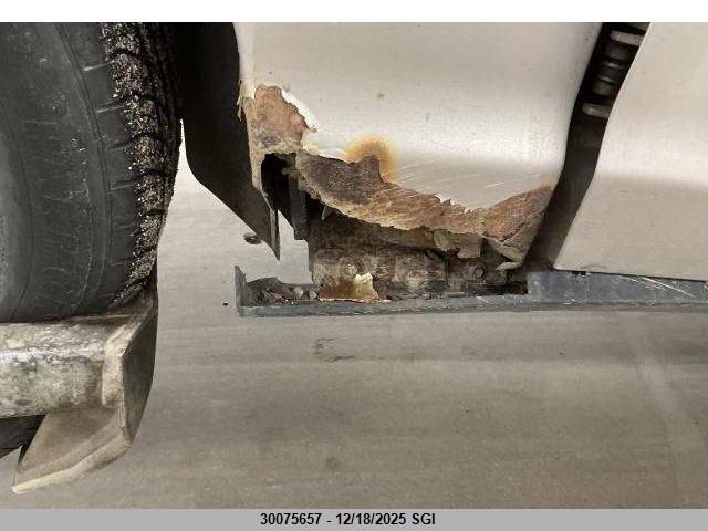 2FAFP74W74X161004 2004 FORD CROWN VICTORIA photo no. 8