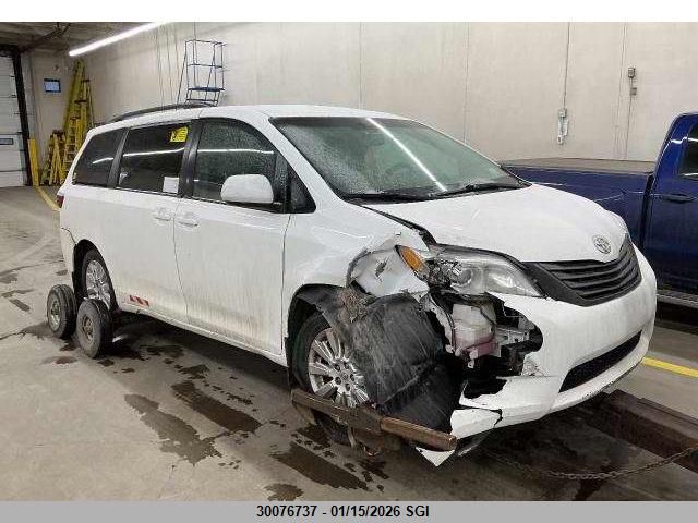 2015 Toyota Sienna