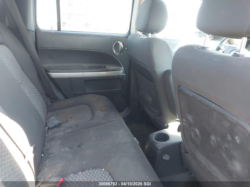 2007 Chevrolet Hhr Ls VIN: 3GNDA13DX7S570438 Lot: 30086792