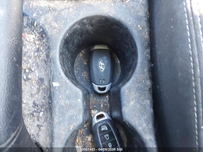 2021 Hyundai Venue Sel/Denim VIN: KMHRC8A36MU127190 Lot: 30087405