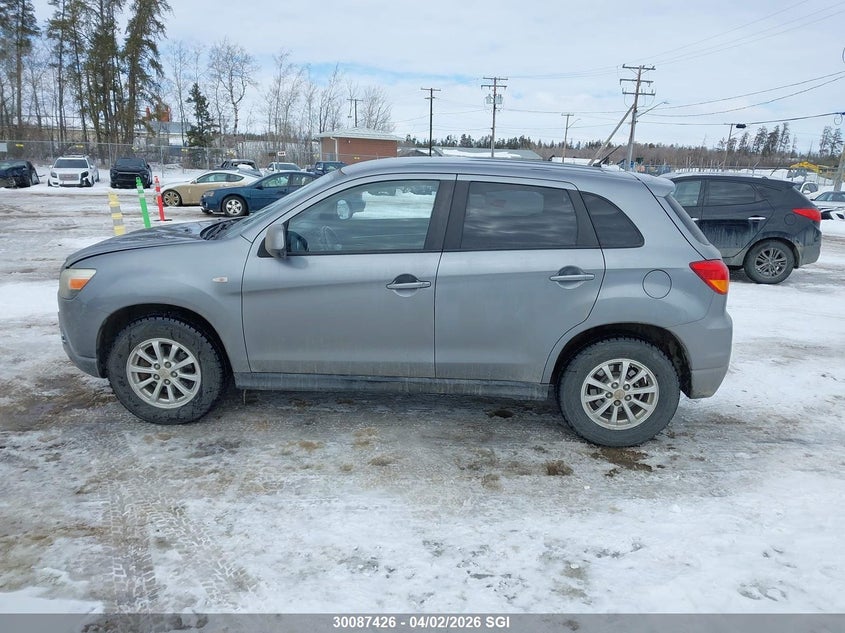 2011 Mitsubishi Rvr Se VIN: JA4AJ3AU2BZ604467 Lot: 30087426