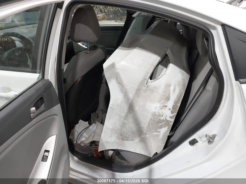 2017 Hyundai Accent Se VIN: KMHCT4AE6HU184205 Lot: 30087175