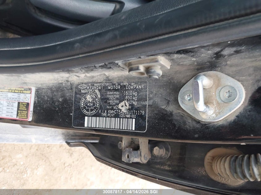 2014 Hyundai Accent Gls/Gs VIN: KMHCT5AE8EU171179 Lot: 30087817