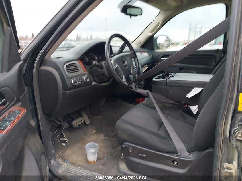 2012 GMC Yukon Xl K1500 Sle VIN: 1GKS2HE75CR105533 Lot: 30086956