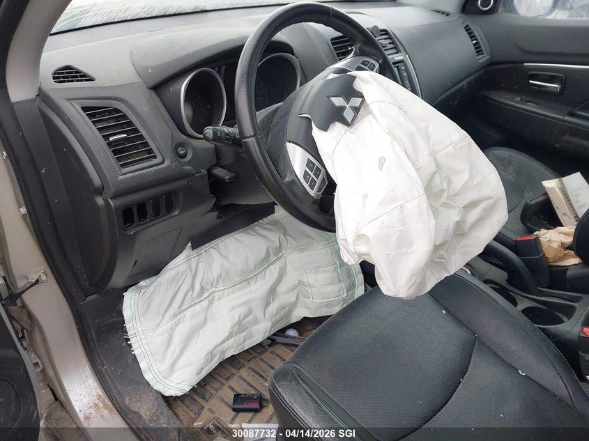 2013 Mitsubishi Rvr Gt VIN: 4A4AJ4AUXDE601895 Lot: 30087732