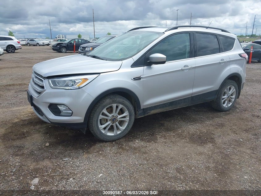Vin: 1fmcu9hd2juc80569, lot: 20135105, ford escape sel 20182