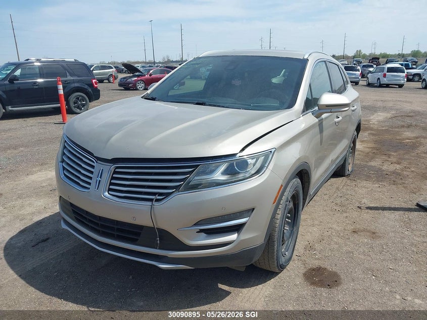 Vin: 5lmtj2ah4fuj05824, lot: 20135563, lincoln mkc 20152