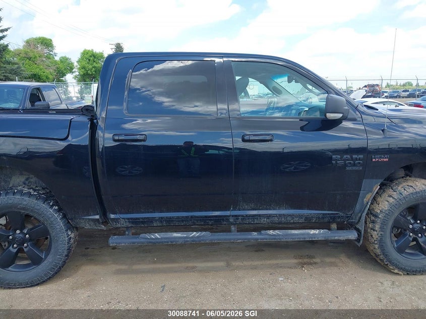 2019 Ram 1500 5.7 Ram Classic Slt black Lot 111030088741 Vin 1C6RR7LT2KS642066