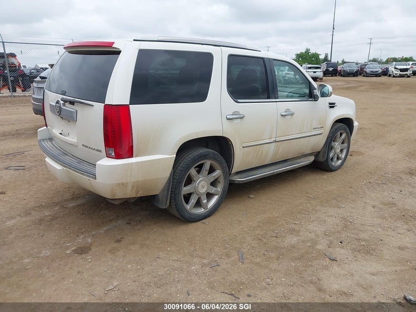 2012 Cadillac Escalade 6.2 Luxury cream Lot 111030091066 Vin 1GYS4BEF1CR125007