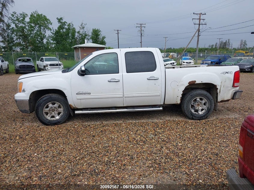 2011 GMC SIERRA PICKUP 4.8L V-8 VVT, 302HP