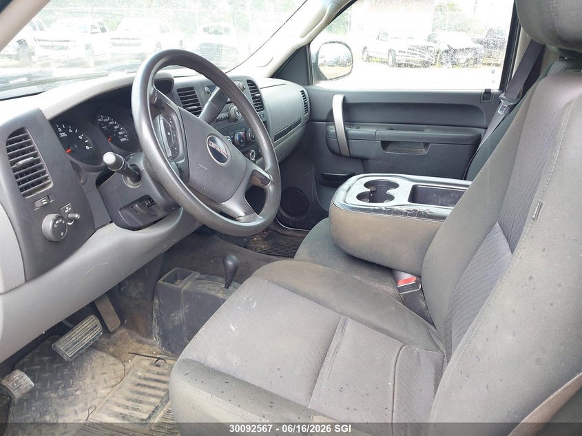 2011 GMC SIERRA PICKUP 4.8L V-8 VVT, 302HP