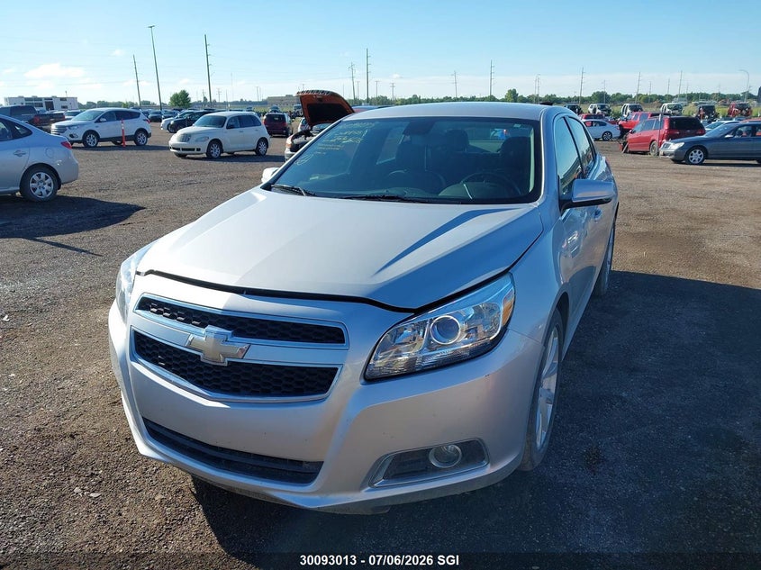 2013 Chevrolet Malibu, Hail, IAAI, VIN 1G11E5SA5DF228855 — photo 2