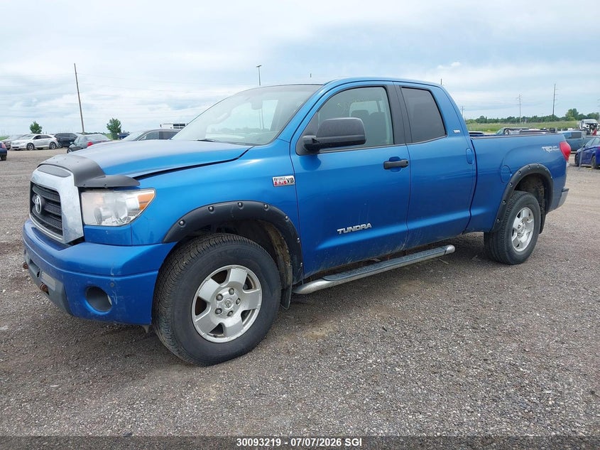 2007 Toyota Tundra, Удар ззаду, IAAI, VIN 5TBBV54157S454741 — фото 2