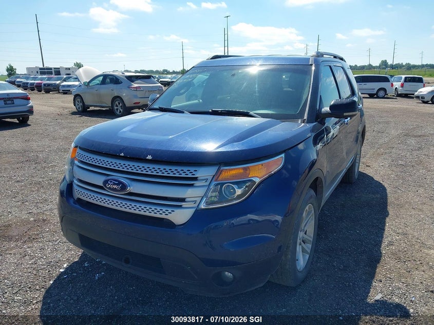 2012 Ford Explorer, Hail, IAAI, VIN 1FMHK8D87CGA61655 — photo 2