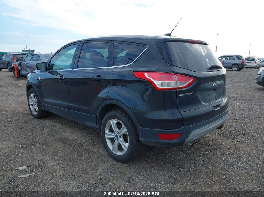 Vin: 1fmcu9gx3fuc17449, lot: 20140132, ford escape se 20153