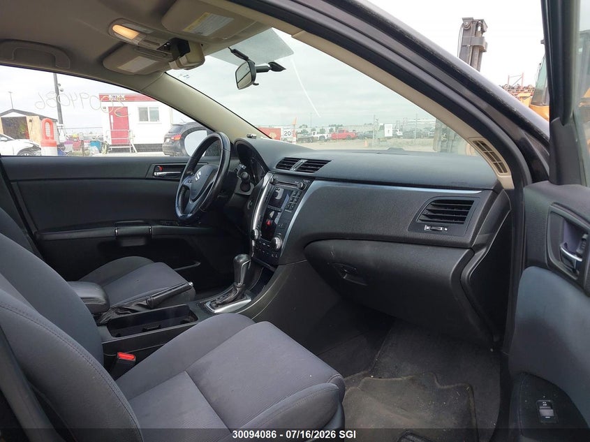 2012 Suzuki Kizashi Se VIN: JS2RF9A38C6100552 Lot: 30094086
