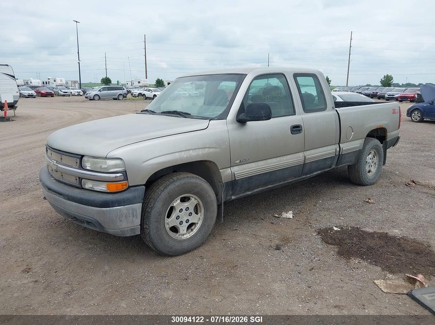 2000 Chevrolet Silverado, Град, IAAI, VIN 2GCEK19T6Y1391495 — фото 2