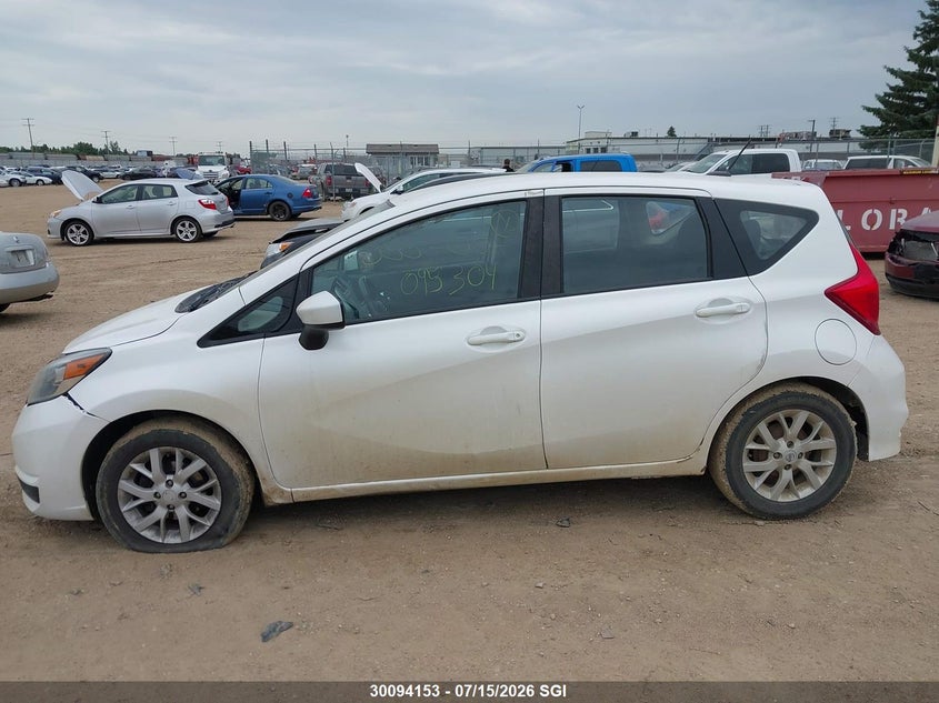 AtlanticExpress - Nissan Versa Note