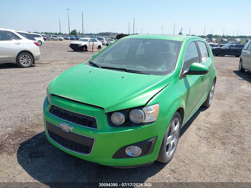 2015 Chevrolet Sonic, Град, IAAI, VIN 1G1JC6SH3F4126705 — фото 2
