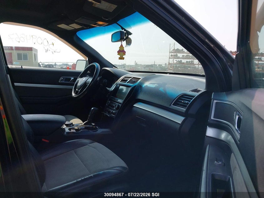 2017 Ford Explorer Xlt VIN: 1FM5K8D8XHGC41593 Lot: 30094867