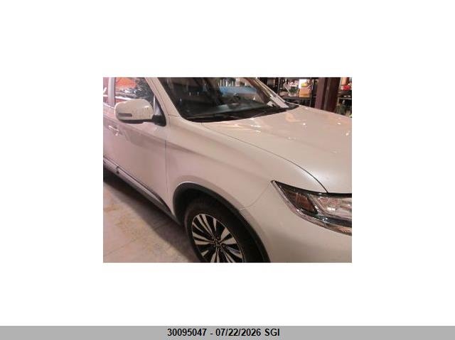 2020 Mitsubishi Outlander, Hail, IAAI, VIN JA4AZ2A36LZ614494 — photo 2