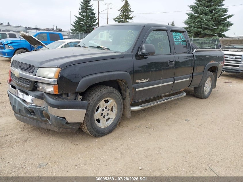 2005 Chevrolet Silverado, Удар спереди, IAAI, VIN 2GCEK19V651354427 — фото 2