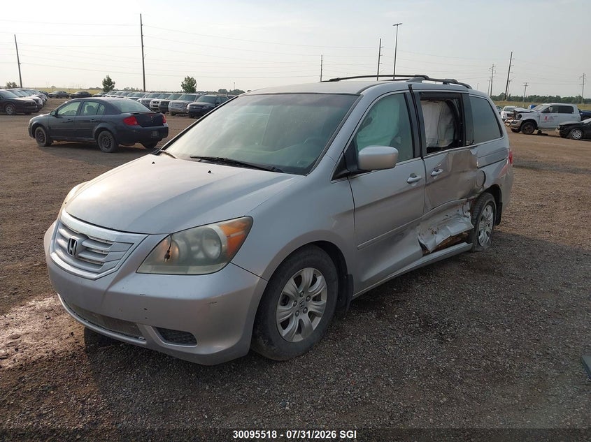 2010 Honda Odyssey, Left Side, IAAI, VIN 5FNRL3H53AB506537 — photo 2