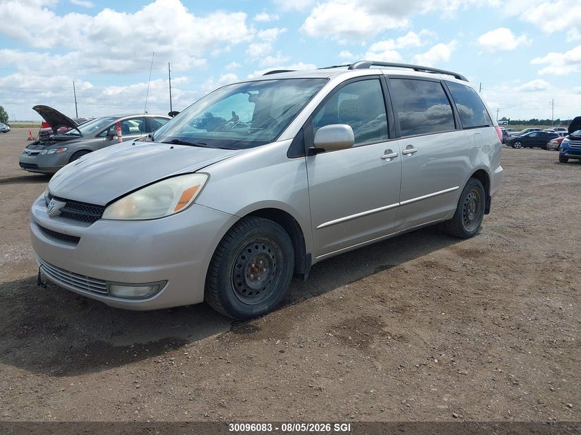 2004 Toyota Sienna, Град, IAAI, VIN 5TDZA23C24S156985 — фото 2