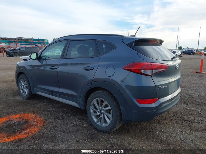 Vin: km8j3ca43hu578818, lot: 20142946, hyundai tucson limited/sport and eco/se 20173