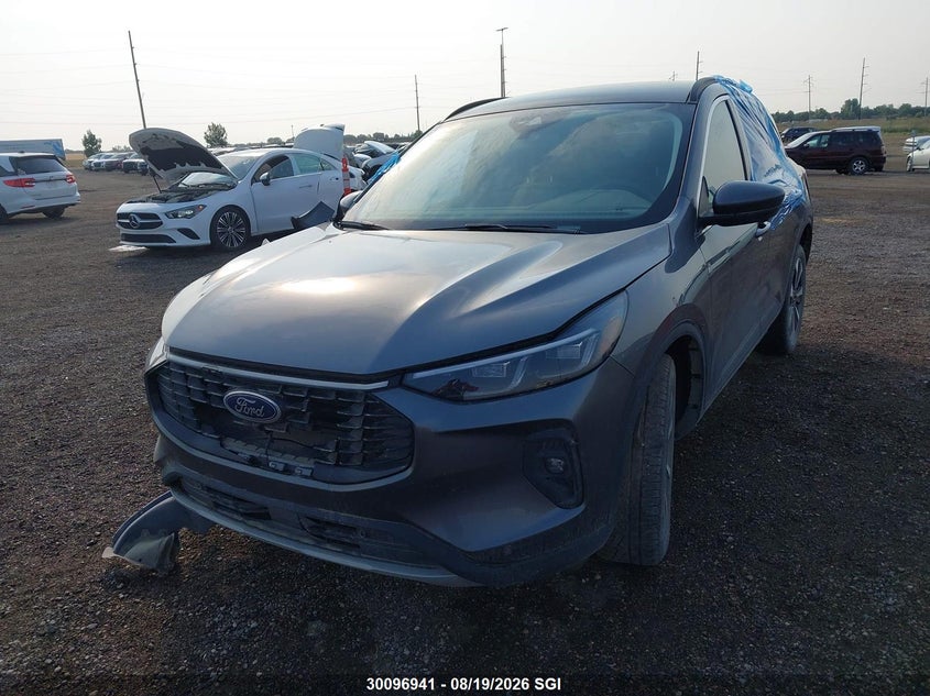 2024 Ford Escape, Right Front, IAAI, VIN 1FMCU9JA6RUA49489 — photo 2