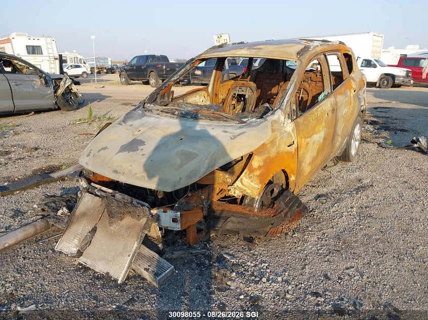 2015 Ford Escape, Engine Fire, IAAI, VIN 1FMCU9G99FUC68746 — photo 2