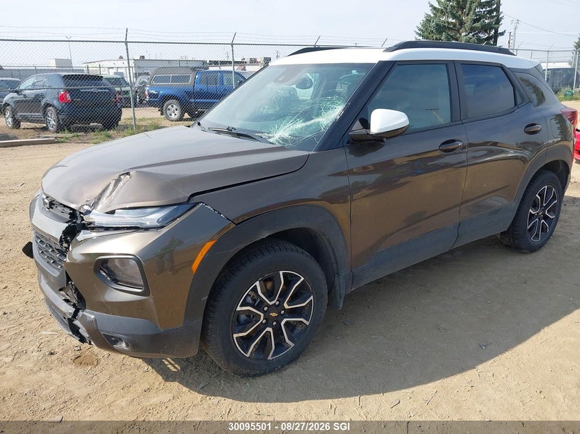 2021 Chevrolet TrailBlazer, Left Front, IAAI, VIN KL79MSSL7MB176260 — photo 2