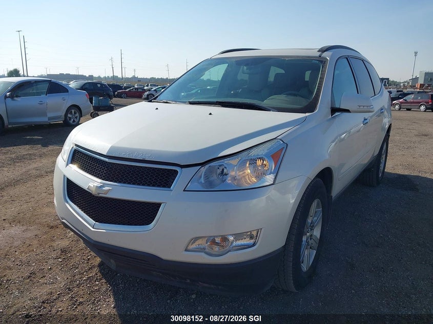 2012 Chevrolet Traverse, Град, IAAI, VIN 1GNKVJED2CJ120951 — фото 2