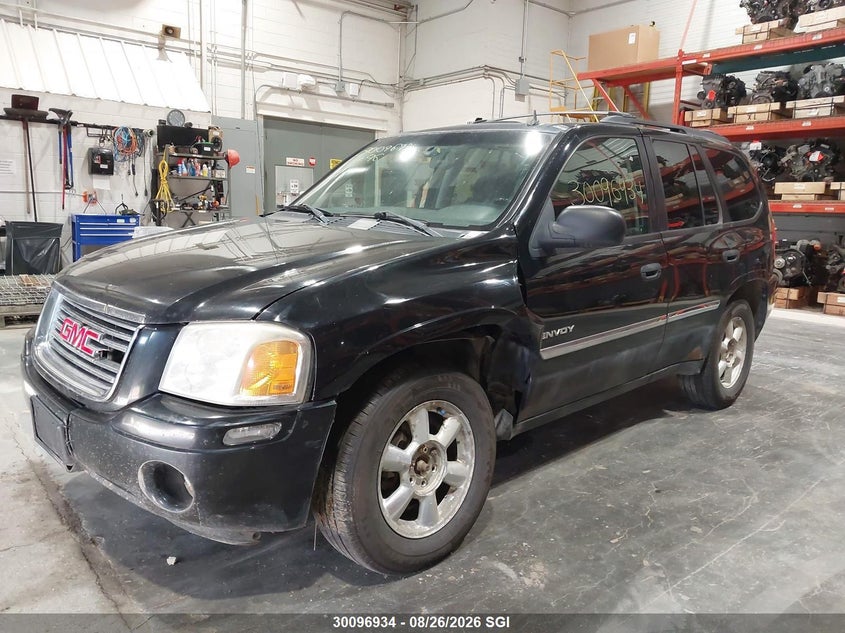 2006 GMC Envoy, Front, IAAI, VIN 1GKDT13S162181090 — photo 2