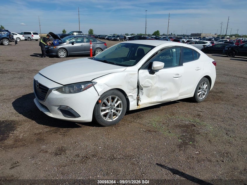 2015 Mazda 3, Левый бок, IAAI, VIN 3MZBM1V75FM200335 — фото 2